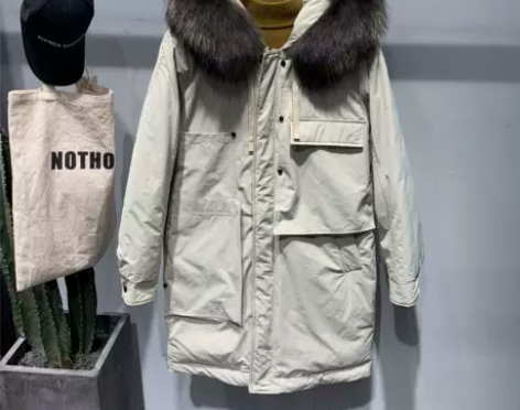 冬季新款大毛领加厚羽绒服男韩版宽松中长款纯...