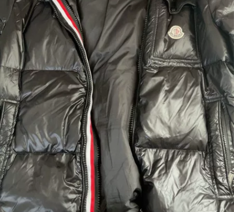 秋冬羽绒服 男女同款均码 感兴趣的话点“我...