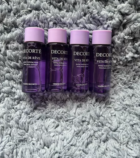 黛珂紫苏精华水30ml 化妆水 小样 全新...