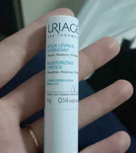 屈臣氏79买入，全新未用，润唇膏太多，出了...