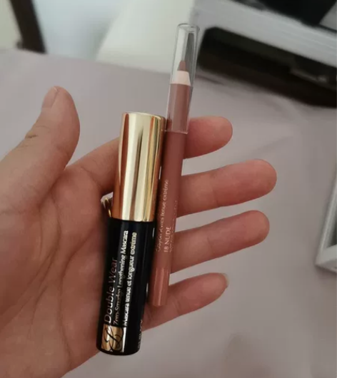 雅诗兰黛睫毛膏中样和唇线笔18号色,专柜买...