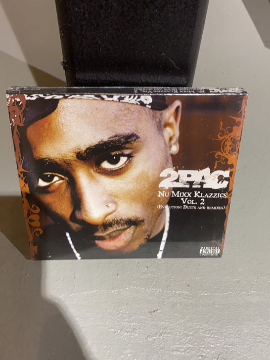 2pac nu mixx klazzics...