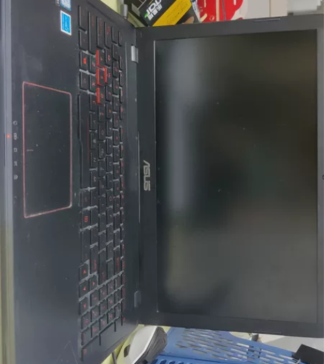 华硕飞行堡垒zx53v,17年买的,目前闲...