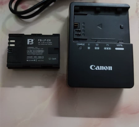出一套LP-E6套装 适用佳能EOS 5D...