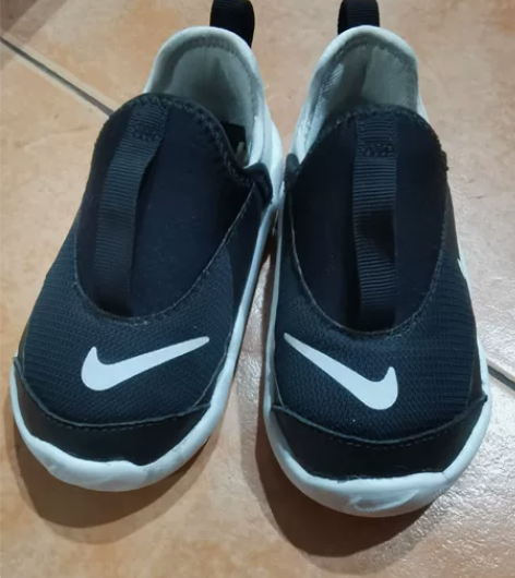 阿迪内长145 超轻无重量感觉 这双是所有...