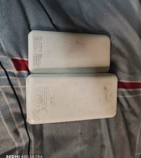 两个闲置充电宝 成色如图 粉色20000M...