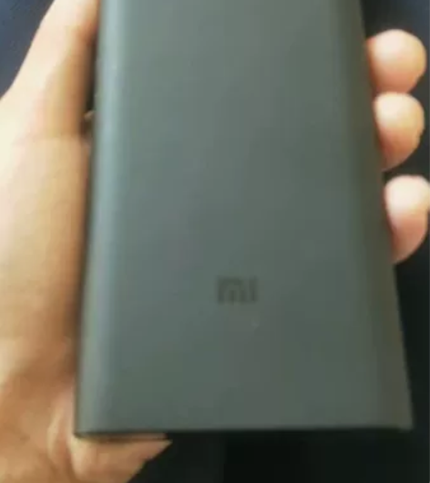 小米2万毫安充电宝，功能正常，不包邮，邮费...