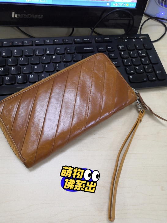 低价转让时尚长款钱包  用过几次，保护比较...