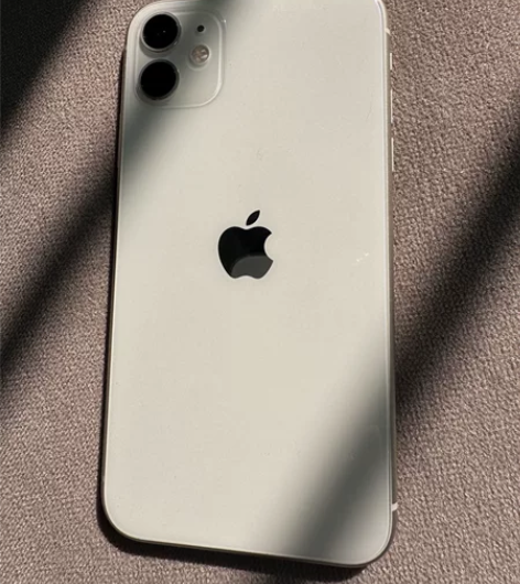 出自用苹果11 128g 国行 价格246...