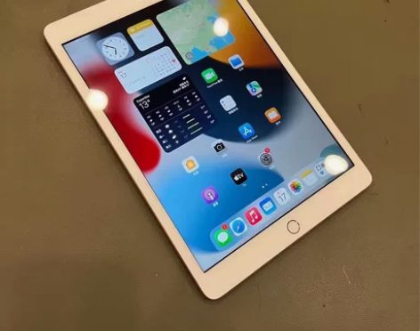 2019款iPad7 128G内存 金色1...