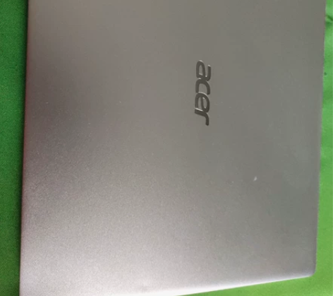 Acer蜂鸟系列SF313-52或SF31...