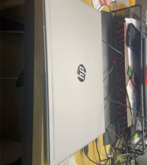 惠普战66应该是二代 3500u 四核八线...