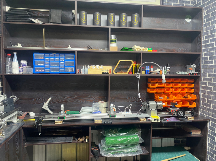 本工作室  台泥更换、球台安装等台球周边地...
