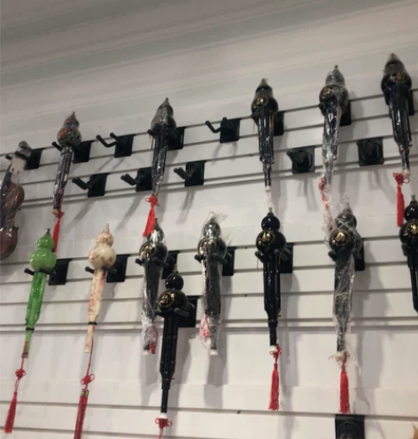 琴行不干了，全新葫芦丝低价处理，50元一支...