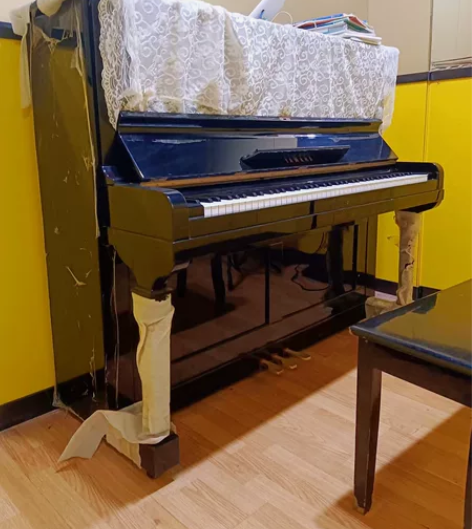 最后一个星期店里钢琴处理的差不多了，剩最后...