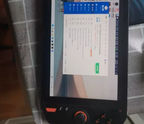 壹号本掌机，1s1165g7。95新，全套...