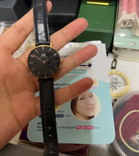DW手表 韩国购入的 保证正品 质疑勿扰轻...