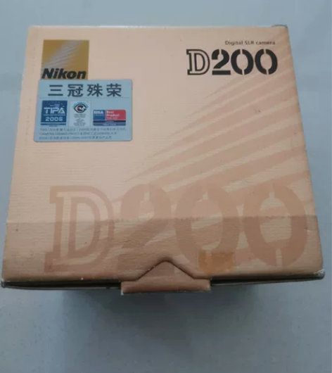 尼康D200 CCD专业单反相机,收藏级成...