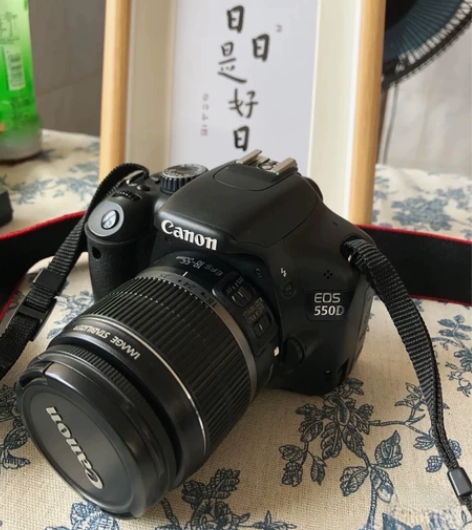 佳能550D单反套机，配佳能原装18-55...