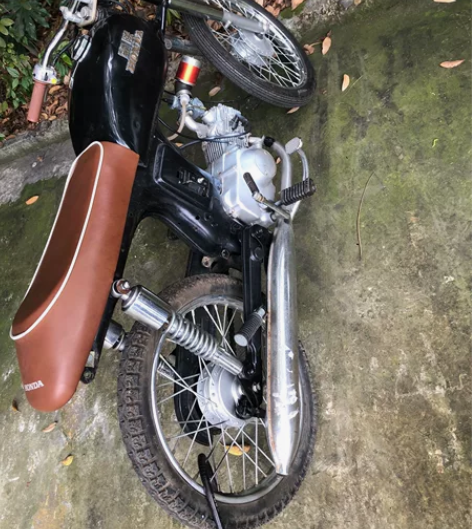 嘉陵70摩托车、闲置出售 复古风格 50c...