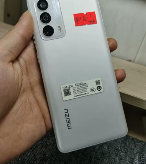 魅族18 5g，8+256 外屏碎 内屏右...