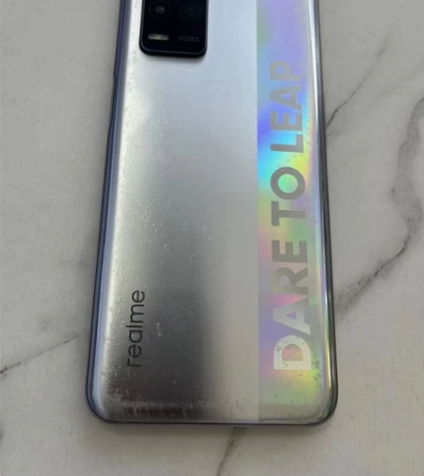 真我Q3  5G手机 骁龙处理器 8+12...