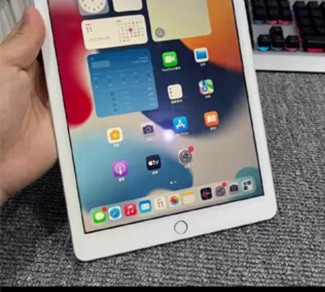 出手闲置iPad2018，国行WiFi版一...