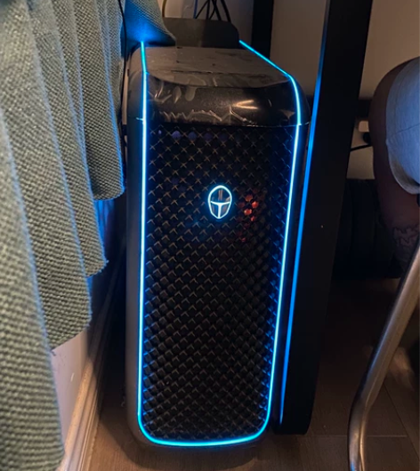 21年初买的 几乎全新 没时间玩 雷神黑武士