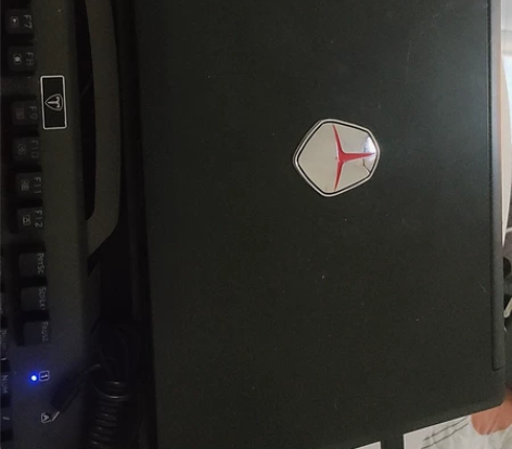 买了台式机,笔记本用不到了,就esc失灵了...