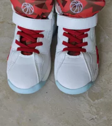 乔丹aj运动鞋篮球高帮鞋32码 实物如图 ...
