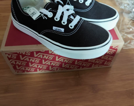 vans 黑白板鞋 AUTHENTIC 3...