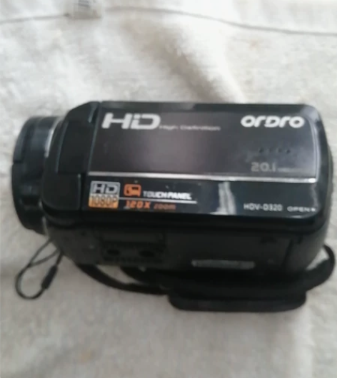 欧达HDV-D320，开机使用正常，光学变...