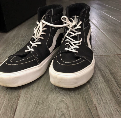 VANS板鞋高帮 43码 ,属于科技轻材料...