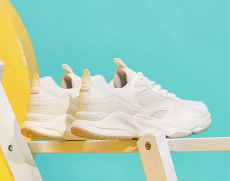 特步女鞋网面运动鞋女秋冬季透气轻便百搭休闲...