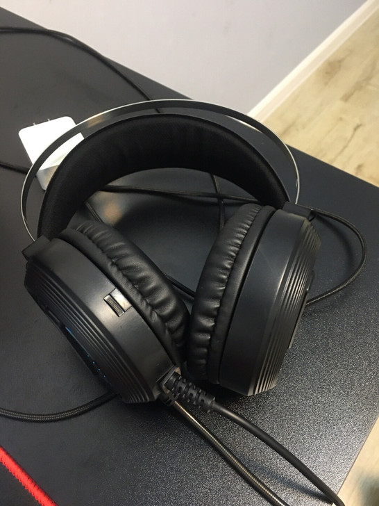 有线电竞耳机好听声辩位价格美丽便宜出