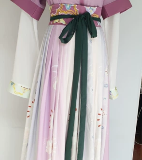 商铺拆迁，汉服馆不干了，挂版正品（御篇）汉...