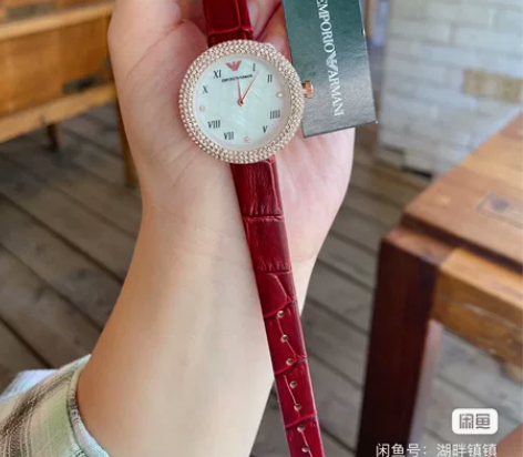 阿玛尼手表，小圆盘本命年红色表带，玫瑰金色...