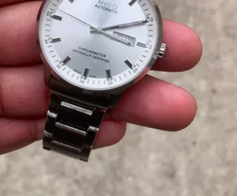 男表，机芯进口西铁城，几乎全新 感兴趣的话...