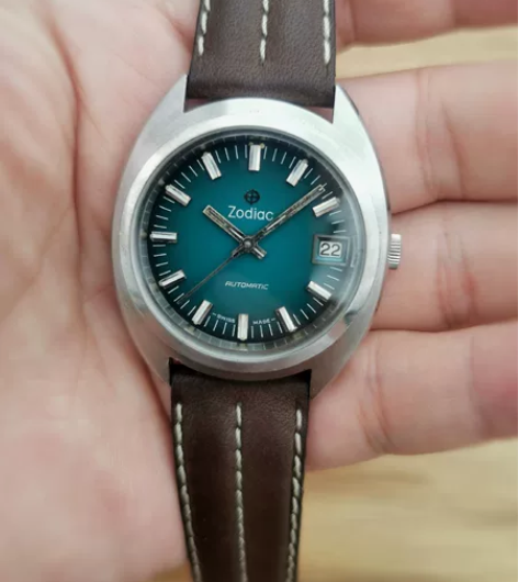 瑞士苏地亚特殊青绿盘蚝式鲍鱼壳机械表古董表...