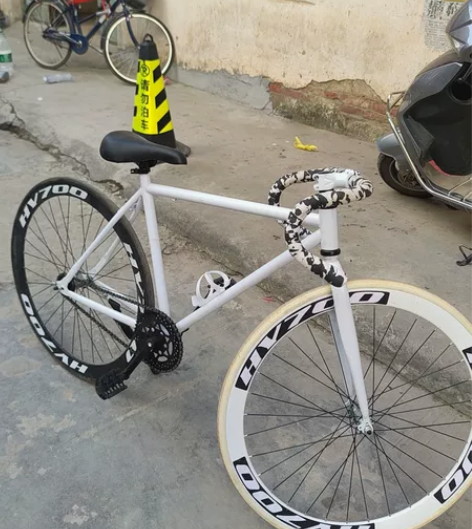 出死飞，58块钱出了。手快有手慢没 感兴趣...