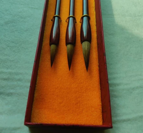 最后一套，太子狼毫笔，自用送人都可以  书...