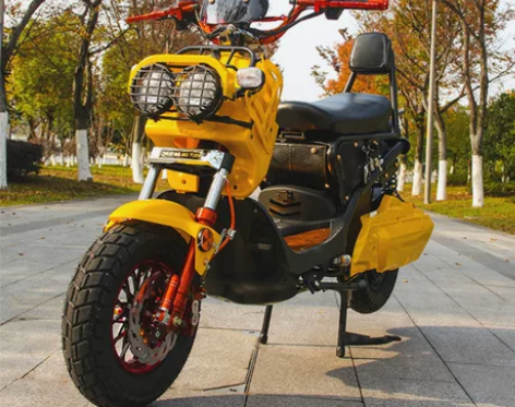 铃隆 电动摩托车 感兴趣的话点“我想要”和...