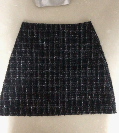 全新:小香风A字裙 m码 适合春秋季 感兴...