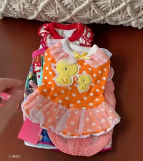 奶狗服小奶狗衣服背心上衣幼犬衣服裙子可爱狗...