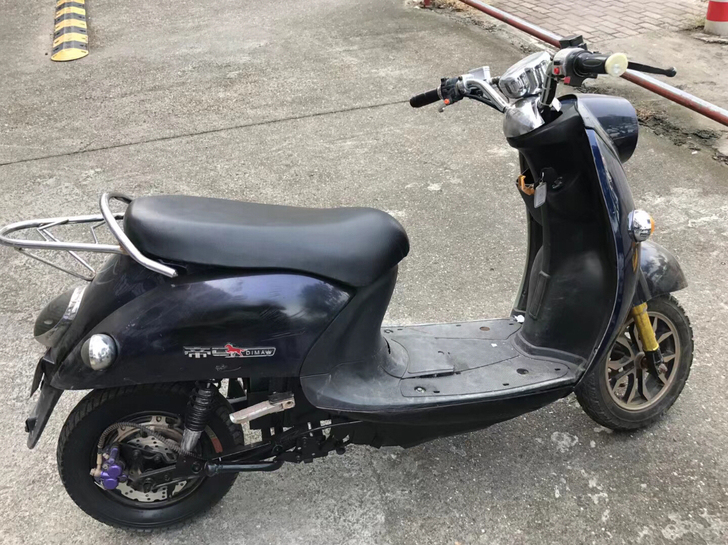 低价处理南宁二手电动车,带南宁小绿牌,证件...