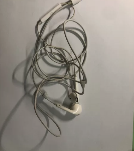 自用iphone Xr原装耳机Earpod...