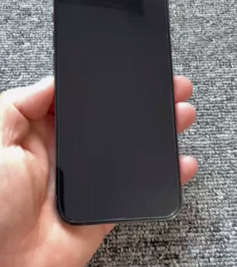 iPhone 12 pro 感兴趣的话点“...