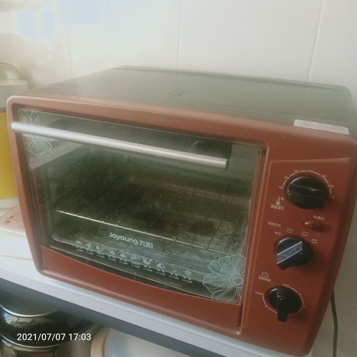 九阳 烤箱(如图)功能正常，30L大容量，...