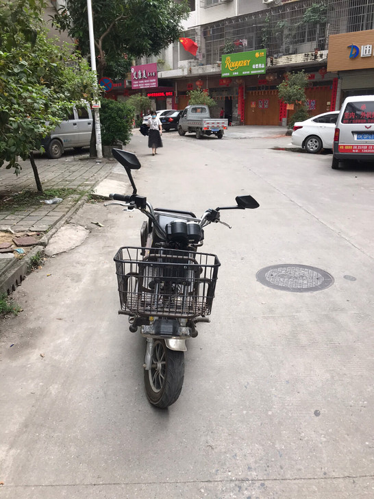 合久原装载重王,72v有牌,成色看图包跑远!