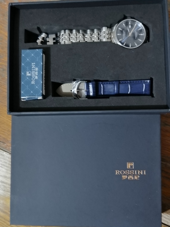 罗西尼商务手表6210005型号，朋友赠送...